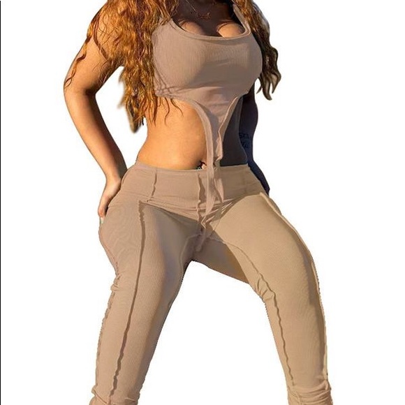 Gloria 2pc Set - Picture 2 of 3